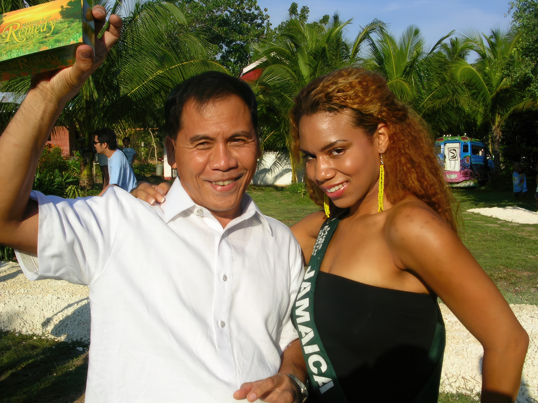 Daisi wearing her Jamaica sash alongside a local mayor during her visit to Bohol, Philippines.